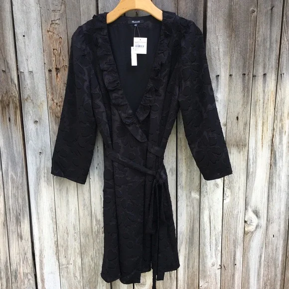 NWT Madewell Ruffled Wrap Dress Black Floral Jacquard Polyester M - Picture 12 of 12